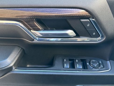 Used 2024 Chevrolet Silverado 2500 LT image 10