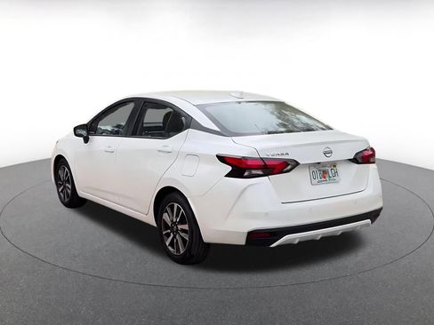 Used 2025 Nissan Versa SV image 11