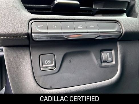 Certified 2023 Cadillac Escalade Premium Luxury AWD/4WD image 33