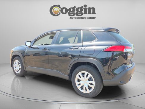 Certified 2024 Toyota Corolla Cross L FWD image 3