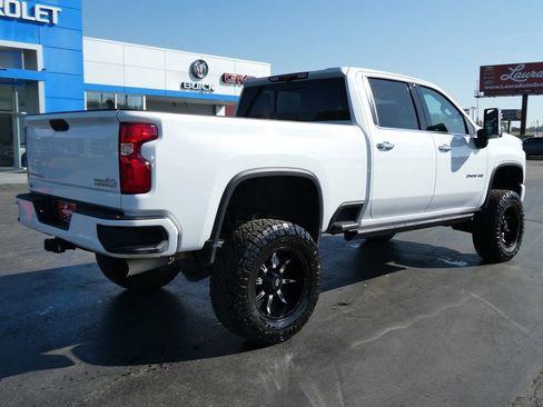 Used 2023 Chevrolet Silverado 2500 High Country w/ Z71 Off-Road Package AWD/4WD image 5