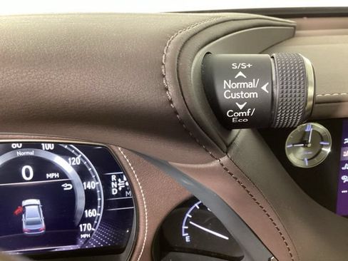 Used 2019 Lexus LS 500 AWD w/ Interior Upgrade Package image 22