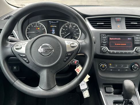 Used 2018 Nissan Sentra S image 17