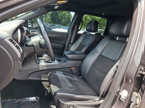 Used 2021 Jeep Grand Cherokee Laredo X AWD/4WD image 24
