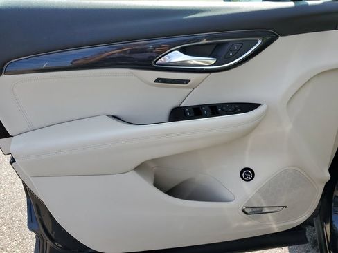 Certified 2023 Buick Envision Essence w/ Technology Package I AWD/4WD image 23