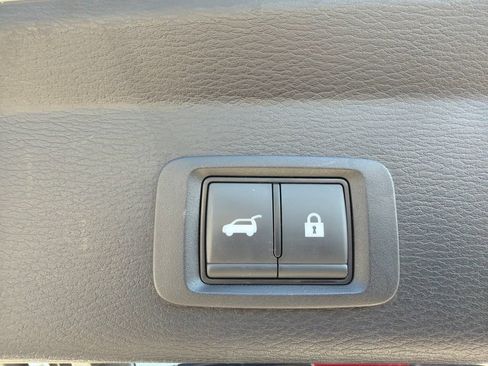 Used 2024 Mitsubishi Outlander SE FWD image 51