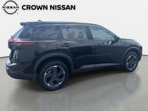 Certified 2026 Nissan Rogue SV image 8