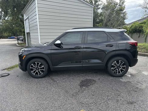 Certified 2024 Chevrolet TrailBlazer ACTIV w/ Driver Confidence Package FWD image 3