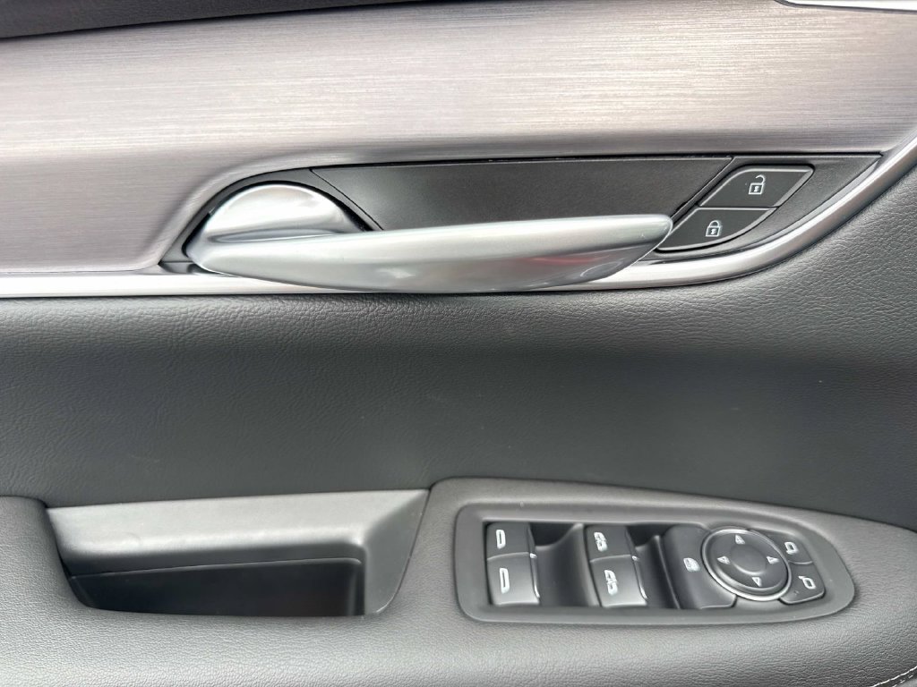 New 2026 Cadillac XT5 Luxury w/ LPO, Floor Liner Package FWD image 20