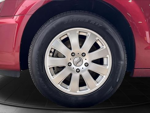 Used 2012 Chrysler Town & Country Touring w/ Entertainment Group #1 FWD image 8