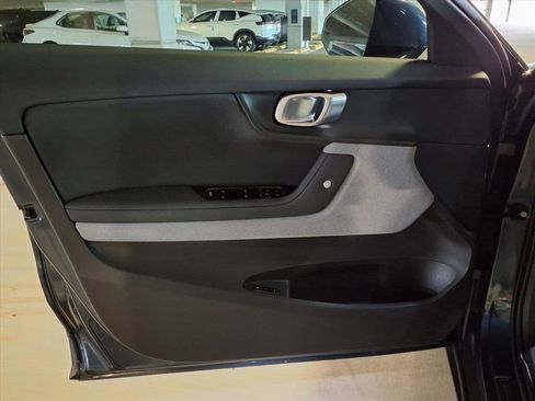 Used 2023 Polestar Polestar 2 w/ Pilot Pack image 22