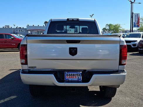 Used 2018 RAM 3500 Laramie w/ Sport Appearance Group AWD/4WD image 5