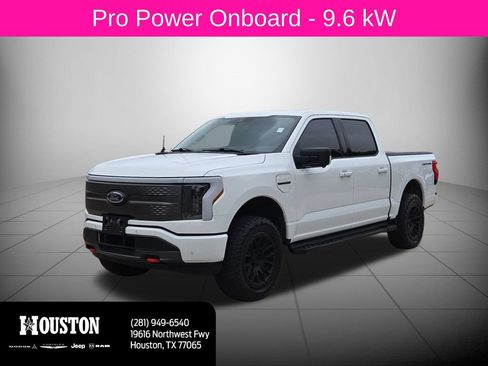 Used 2023 Ford F150 Lightning XLT w/ Equipment Group 312A High AWD/4WD image 9