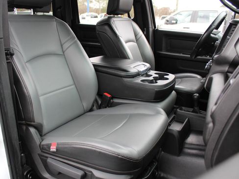 Used 2024 RAM 2500 Tradesman AWD/4WD image 36