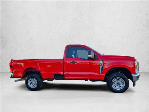 Used 2024 Ford F250 XL w/ 360-Degree Camera Package image 4