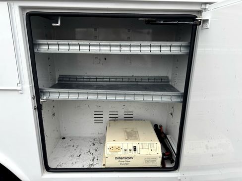 Used 2015 Ford F450 XL w/ Power Equipment Group image 35