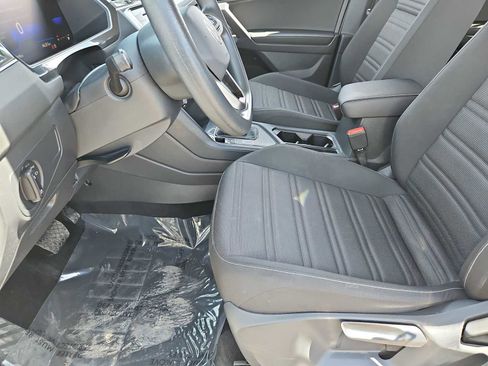 Used 2022 Volkswagen Tiguan S image 16
