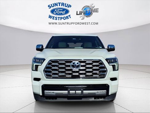 Used 2024 Toyota Sequoia Capstone image 33