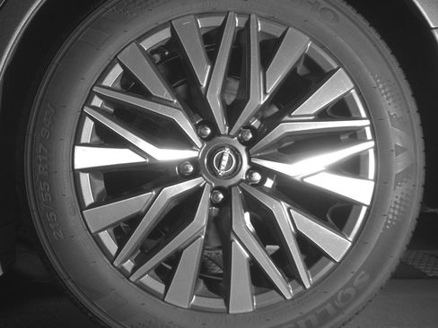 Used 2025 Nissan Altima 2.5 SV image 14