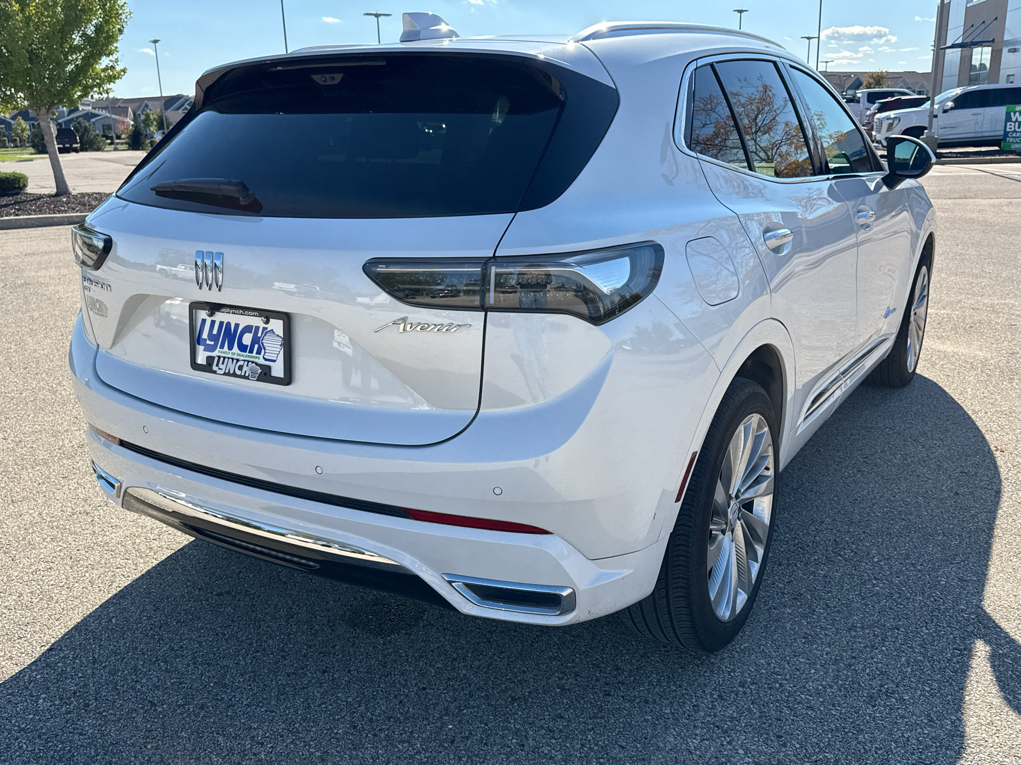 Used 2024 Buick Envision Avenir AWD/4WD image 4