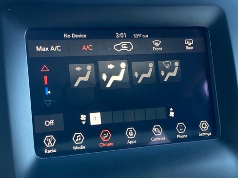 Used 2021 Jeep Cherokee Latitude image 22