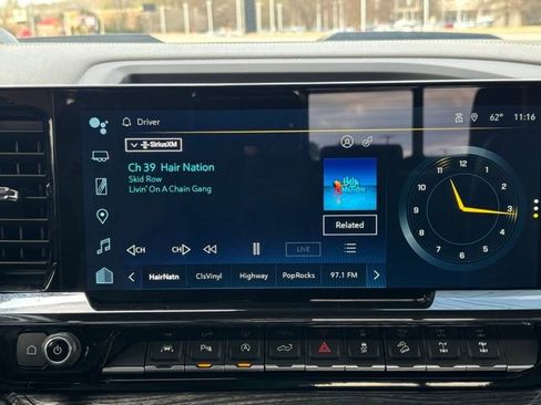 Used 2025 Chevrolet Silverado 1500 ZR2 w/ Technology Package image 29