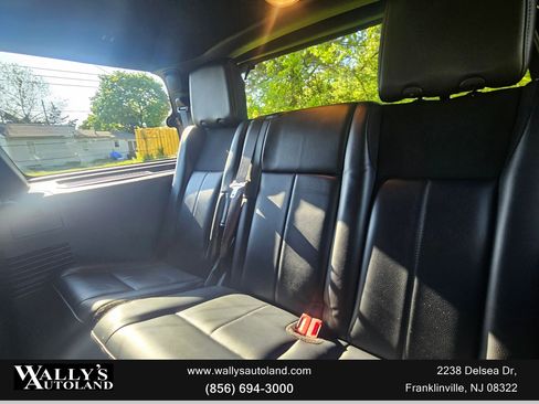 Used 2017 Ford Expedition Limited w/ Equipment Group 301A AWD/4WD image 11