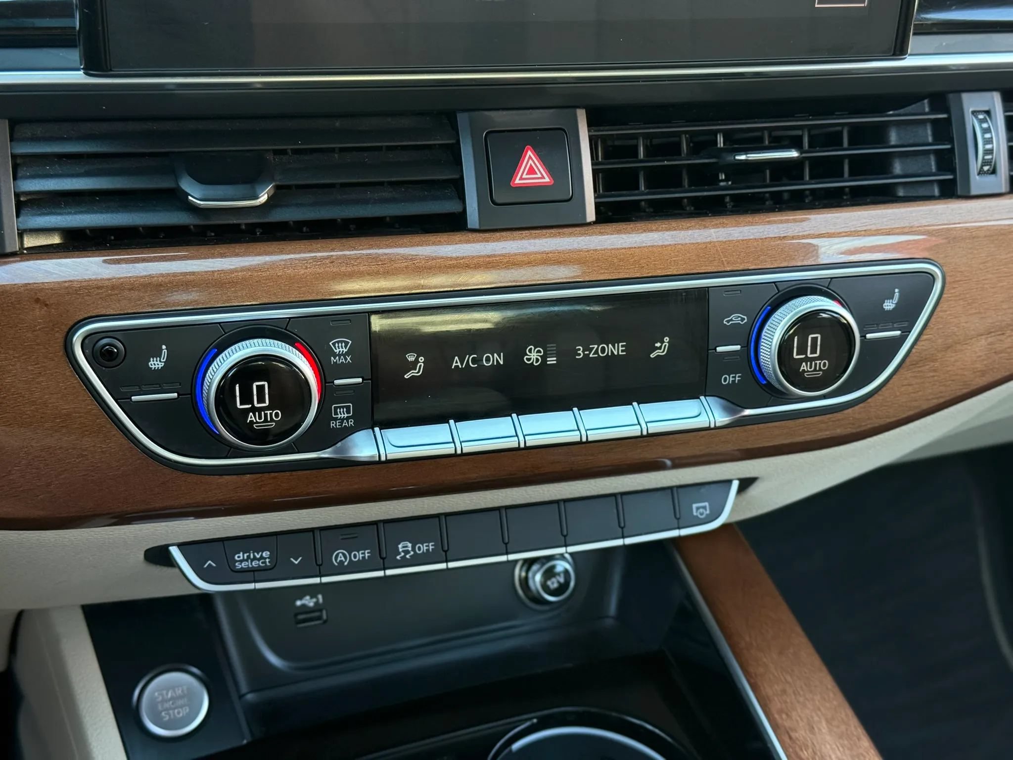 Used 2020 Audi A4 2.0T Premium w/ Convenience Package FWD image 24