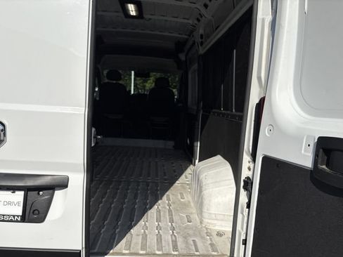 Used 2025 RAM ProMaster 3500 w/ Convenience Group FWD image 19