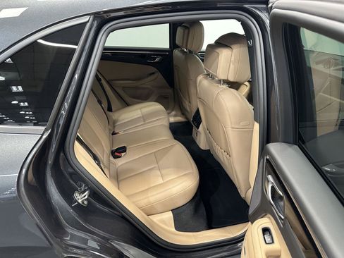 Certified 2026 Porsche Macan AWD/4WD image 40