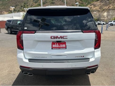 New 2026 GMC Yukon AT4 Ultimate w/ LPO, Floor Liner Package AWD/4WD image 12
