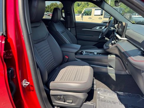 New 2025 Ford Explorer ST-Line image 27