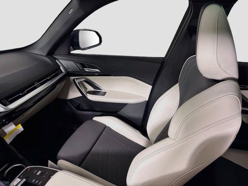 New 2026 BMW X1 xDrive28i w/ Technology Package AWD/4WD image 25