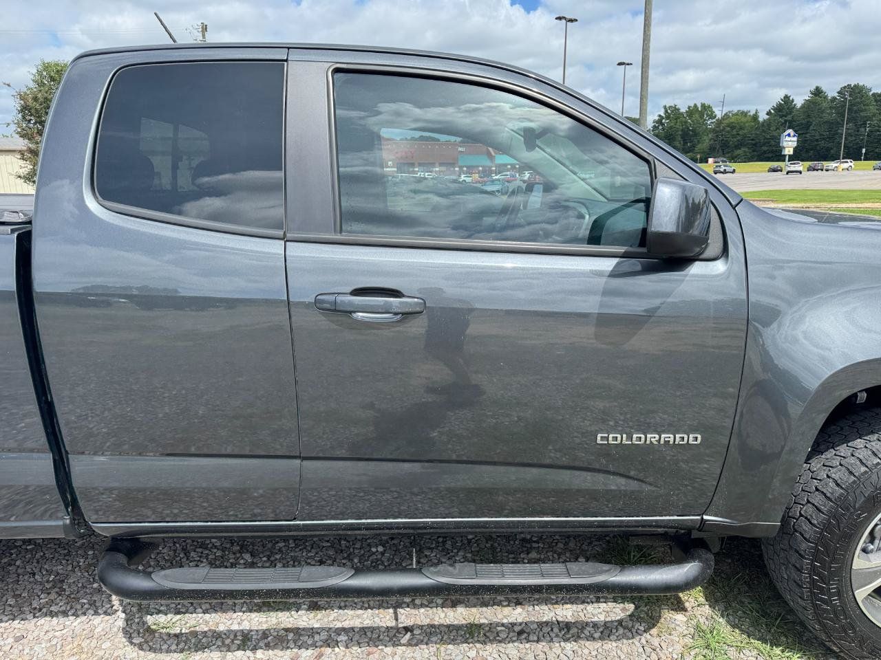 Used 2016 Chevrolet Colorado Z71 RWD image 11
