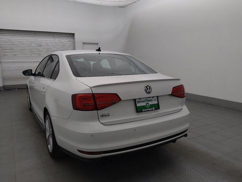 Used 2018 Volkswagen Jetta GLI FWD image 5