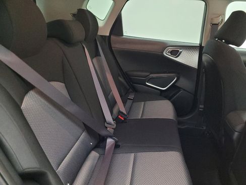 Used 2025 Kia Soul LX FWD image 19