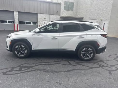 Used 2025 Hyundai Tucson SEL AWD/4WD image 8
