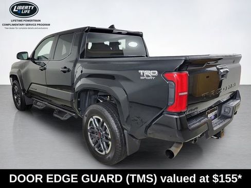 Used 2024 Toyota Tacoma TRD Sport AWD/4WD image 5