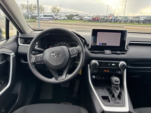 Used 2024 Toyota RAV4 LE image 20