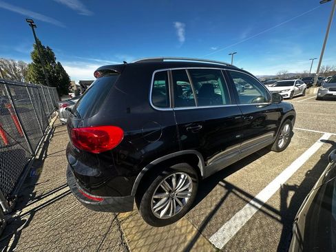 Used 2014 Volkswagen Tiguan SE image 10