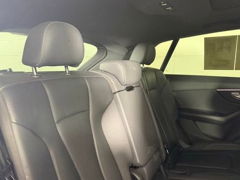 Used 2022 Audi Q8 Premium Plus image 27