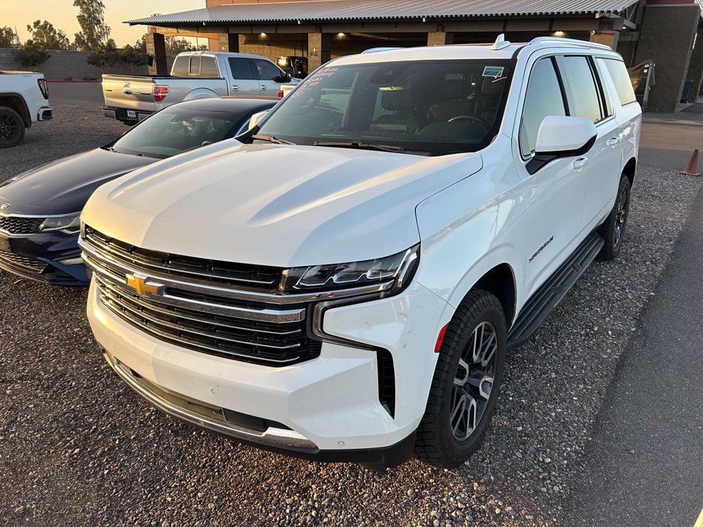 Used 2023 Chevrolet Suburban LT AWD/4WD image 1