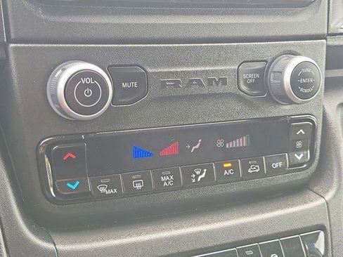 Used 2022 RAM ProMaster 2500 w/ Convenience Group FWD image 25
