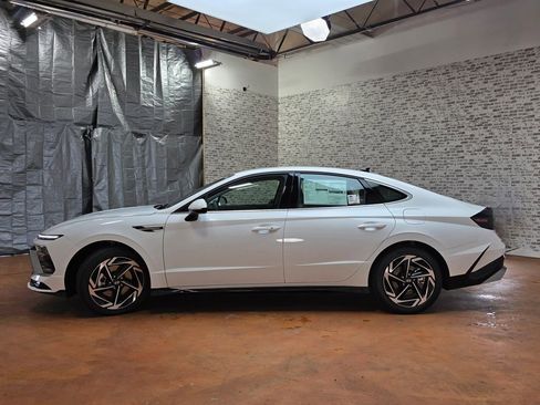 New 2026 Hyundai Sonata SEL FWD image 4