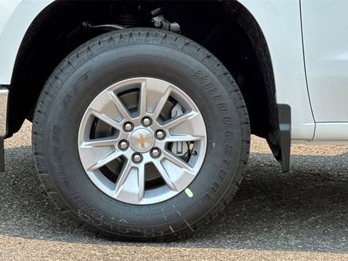 New 2025 Chevrolet Silverado 1500 W/T w/ WT Safety Package image 24