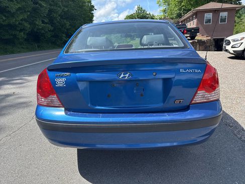 Used 2004 Hyundai Elantra GT FWD image 4
