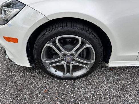 Used 2015 Mercedes-Benz CLS 400 image 32