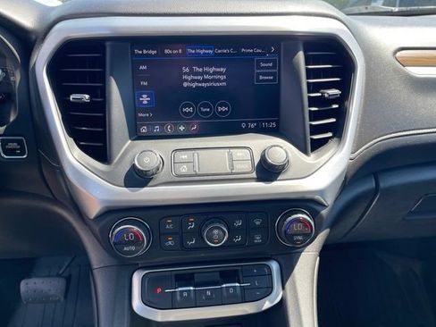 Certified 2020 GMC Acadia SLE w/ Driver Convenience Package FWD image 23