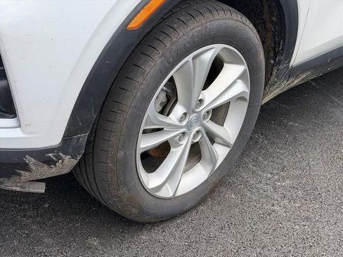 Used 2021 Buick Encore GX Preferred AWD/4WD image 31
