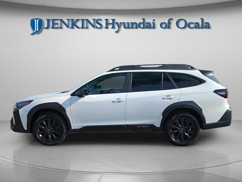 Used 2024 Subaru Outback Onyx Edition image 6